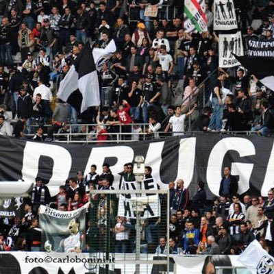 Tifosissimo della Juventus dal 1897🤍🖤