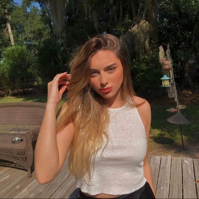 iamkaylaember's profile picture. 21 yrs old singer/songwriter/dancer. Link below for my new song "nirvana"