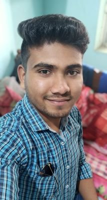 जाने किस मोड़ पर लायी है जिंदगी,
बहुत दौड़ाया बड़ा थकाया पर बहुत कुछ सिखलाई भी है जिंदगी,
जाने किस मोड़ पर लायी है जिंदगी ,
सब कुछ है पर कुछ भी पूरा
