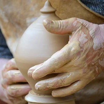 Queremos ser el escaparate para todos los artesanos, oficios maravillosos que nos hacen mas humanos.