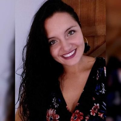 Profesional en Relaciones Internacionales y Estudios Políticos. Soñadora y amante de mi bello país. Opiniones Personales.