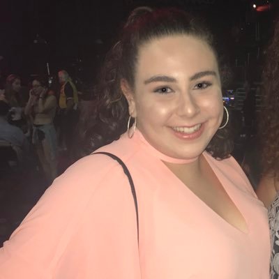 ebells_1's profile picture. she/her