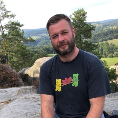 StanekStanda81's profile picture. člověk pracující se zvířecí drobotinou.. pracující v zemědělství...přednášející a občas i bádající...