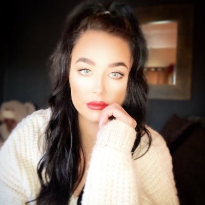 HollyyyP's profile picture. Instagram: unleasheddogwalkingandpetcare 🐶🐱🐰