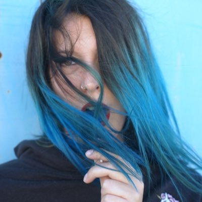 Streamer y Gamer 👾 Reina Saqueadora! Videojuegos de terror 🤡 No apto para tímpanos sensibles👂🏼También juego a rol y hago acrobacias 🤸‍♂️ Sígueme en Twitch!