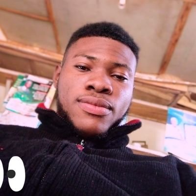 PelumiSobola's profile picture. The difference is clear.