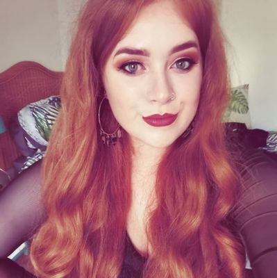 Charlwie's profile picture. Sleepy always.