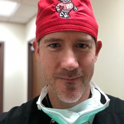 I'm an oculoplastic surgeon in central North Carolina.