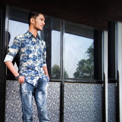 Art lover 👦
Follow me sure follow back.
https://t.co/if0xA0vcOl
Digital designer..