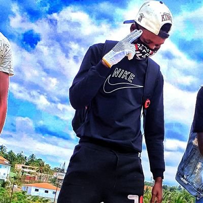 NovaOdr's profile picture. Levanta-te de novo sempre que falhares,Anoite é longa pra não sonhar,A vida é curta pra não tentar, faz uma força não chorar, e quando lá chegar até vais duvida