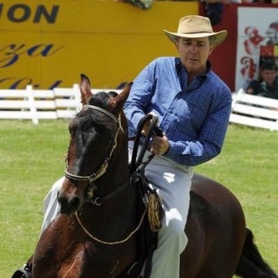 Amigo del Medio Ambiente, Colombiano, Agroindustrial de Profesión. Amo la Agronomía