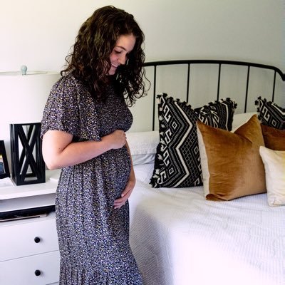 theherchronicle's profile picture. ️▪️ I'm Morgan the life and style behind my blog "The HER Chronicles"! Here you will find lots of classic, southern, and simplistic lifestyle influence ▪️