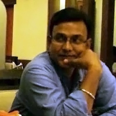 RaanganS's profile picture. tech entrepreneur, extreme right, Retweets ≠ endorsements, but sometimes......