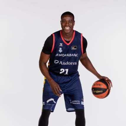 Instagram:Diagne21

Jugador de baloncesto Morabanc Andorra