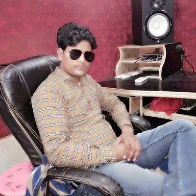 पंचायत सदस्य रंजन कुमार प्रखंड बंजरिया
जिला पूर्बी चंपारण मोतिहारी
मै आपना माता पिता का गुलाम हु किसीओर की नही