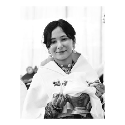 ThKriti03's profile picture. Food&Travel🥗🛫🌏 @FoodstoriesKT  CreativEscape👩‍🎨🖍️ @KTcreativescape
https://t.co/zHz5rEU5Zo
https://t.co/AHWHMr4Gj2