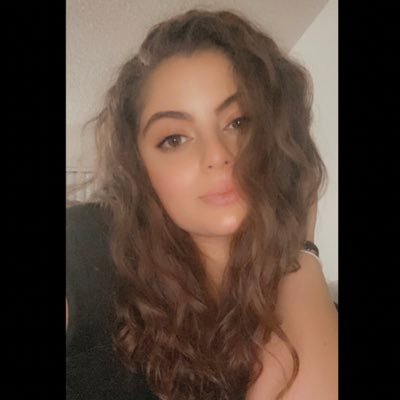 ritabadrosian1's profile picture. finally decided to make a new one 🤪