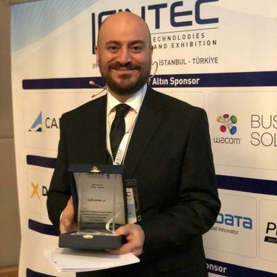 MuratOz65978143's profile picture. Working @citi