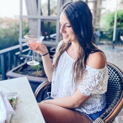 jbien225's profile picture. evolve so hard that they have to know you again✨