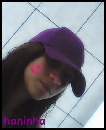 Eu pensei que a saudade só trouxesse tristezas, mas percebo que ela também me faz ver o quanto você é importante pra mim.