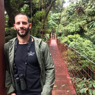 FranciscoJCasas's profile picture. Licenciado en Derecho, Máster en Estudios Internacionales. Soriano emigrado. LAC, DDHH y, por supuesto, Soria. Former @IWPR & @people_in_need