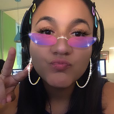 gerlainesouza's profile picture. iludido é pior que doido ✨