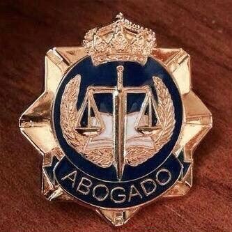 manubom21's profile picture. abogado especialista administrativo