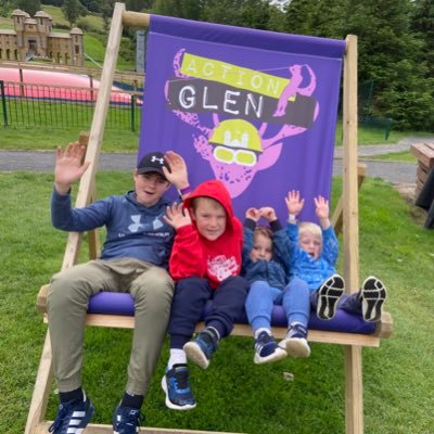 WireRach's profile picture. Married to Neil, (twin) mother and stepmother to the 4 most fantastic boys #teamashurst #outnumberedbyboys She/Her