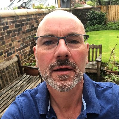 🏴
Walking, outdoors, food, reading, mental health, music.