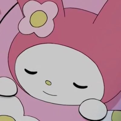 gogodah1's profile picture. she/her