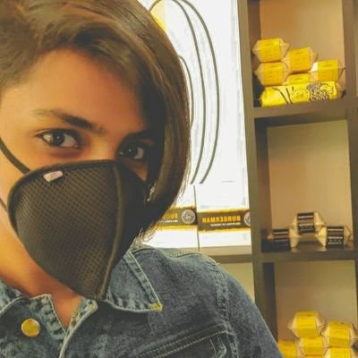 Shruthi22223598's profile picture. 