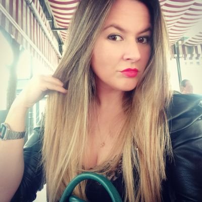 cuarterocm's profile picture. #Economista | #SocialMedia Specialist. Adicta a coleccionar momentos...