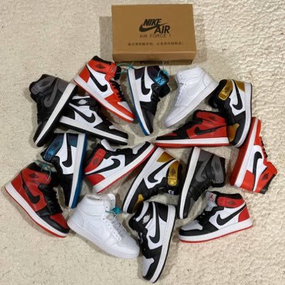 •All your favorite sneakers here👟 For fast reply click the link below: