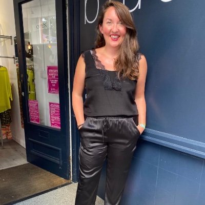 MomentumPRMandy's profile picture. PR, Social PR and Promotions