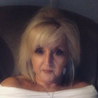 Linda Weeks - @LindaWe07470704 Twitter Profile Photo