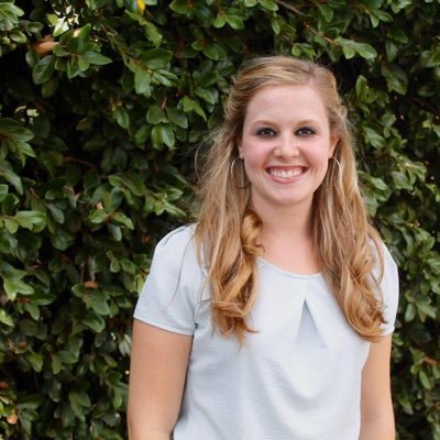 andrea_louann_'s profile picture. Fifth Grade Teacher 🍎 // Cavalier King Charles Dog Mom 🐶 // Baking Fanatic 🧁 // Wife Est. 2020 👰 // Twin Mom Est. 2024 🩷💙