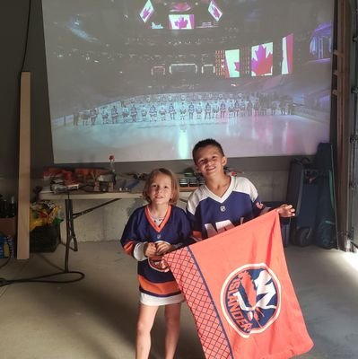 Fanatic Hockey Dad. Love Hockey and Family. Learing on the job.