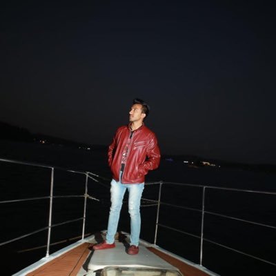 maulik1443's profile picture. Dreamer Achiver