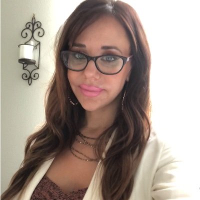 Interested in a career, making a 6 figure salary? I will train you to become a Life Coach? We can start on here: https://t.co/M6H6o5y0BU
