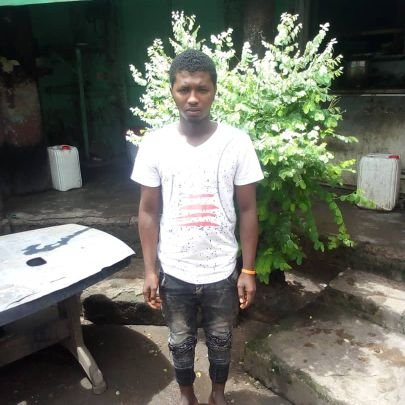 JallowJohne's profile picture. looking for job