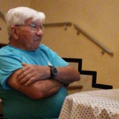 rierapetrer's profile picture. 