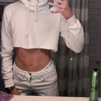 Free Content: https://t.co/HMwVyJxSzF // Trying to Mix Business with Pleasure. // 21 // 100% Twink