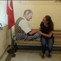 Elif GΓΌlrengi (@huysuzanne) 's Twitter Profile Photo Elif GΓΌlrengi (@huysuzanne) 's Twitter Profile Photo