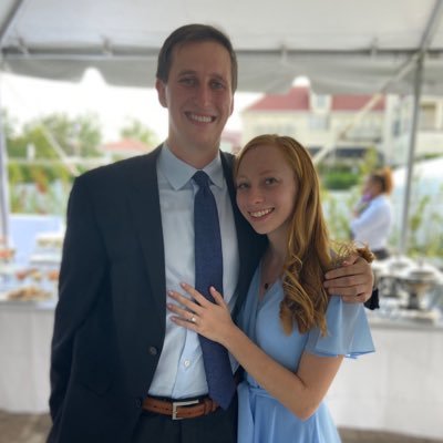 Hematology-Oncology Fellow @MSKcancercenter| IM @BrighamMedRes | MD/PhD @EinsteinMed in the lab of Teresa Bowman | Oncologist treating patients with MDS and AML