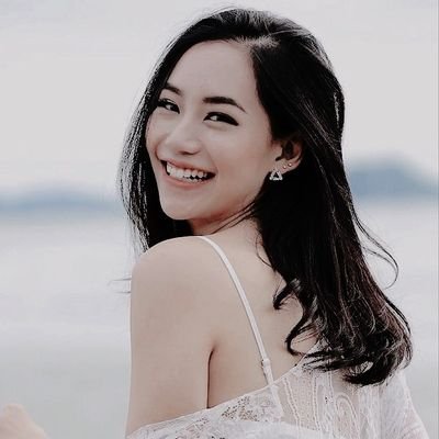 amatahayul's profile picture. ᵗᵒᵒ ʷᵉⁱʳᵈ ᵗᵒ ˡⁱᵛᵉ ᵗᵒᵒ ʳᵃʳᵉ ᵗᵒ ᵈⁱᵉ | 📖ˢᶜʳⁱᵖᵗʷʳⁱᵗᵉʳ 🎬ᵖᵃʳᵗᵗⁱᵐᵉᵃᶜᵗʳᵉˢˢ 🌟ᵈᵃʸᵈʳᵉᵃᵐᵉʳ