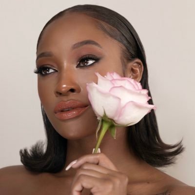 iModel | Fashionista | Traveler ✈️💋| Takenhttp://www.Instagram.com/____aj.c