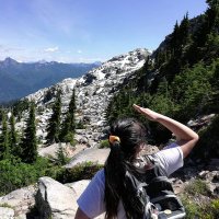 Yvonne Nguyen (@floot__toot) 's Twitter Profile