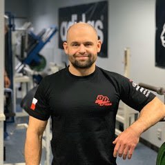 KamilTuma's profile picture. Jmenuji se Kamil Tůma a jsem osobní trenér v JOKY Fitness na Praze 3. Specializuji se na silový trénink a kondiční cvičení...