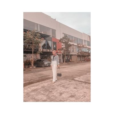 nlmyuna's profile picture. gak ada yang spesial ~