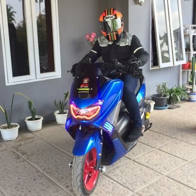 erwinplv's profile picture. hemm....